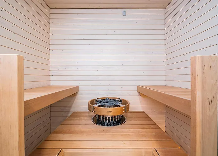 Spacious 2bdr With Private Sauna *